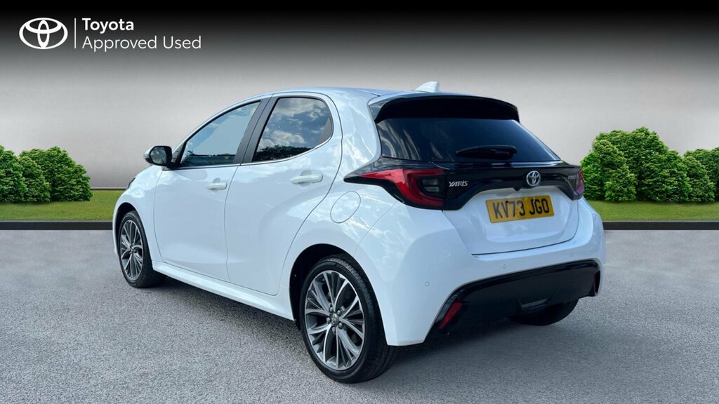 Toyota Yaris 1.5 Vvt-h Excel E-cvt Euro 6 Ss KV73JGO White #4