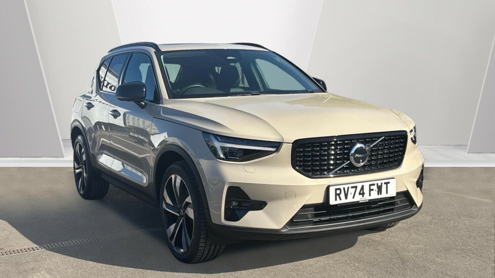Volvo XC40 Ultra, B4 Mild Hybrid, Dark