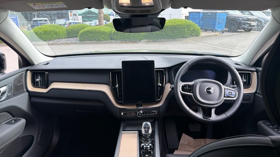 Volvo XC60 Plus, B5 Awd Mild Hybrid, Dark BJ75AYV #5