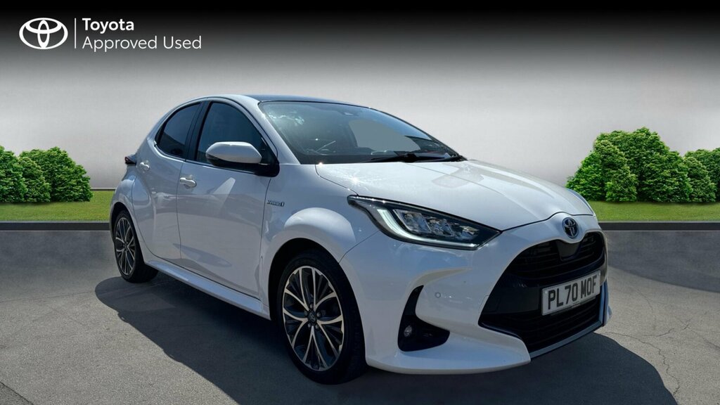 Toyota Yaris 1.5 Vvt-h Excel Hatchback Hybrid E-cvt White