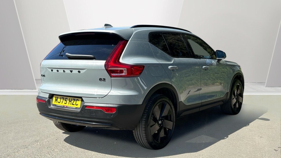 Volvo XC40 Black Edition Plus, B3 Mild Hybrid, MJ75HZC Grey #2