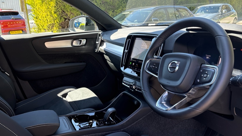 Volvo XC40 Black Edition Plus, B3 Mild Hybrid, MJ75HZC Grey #4