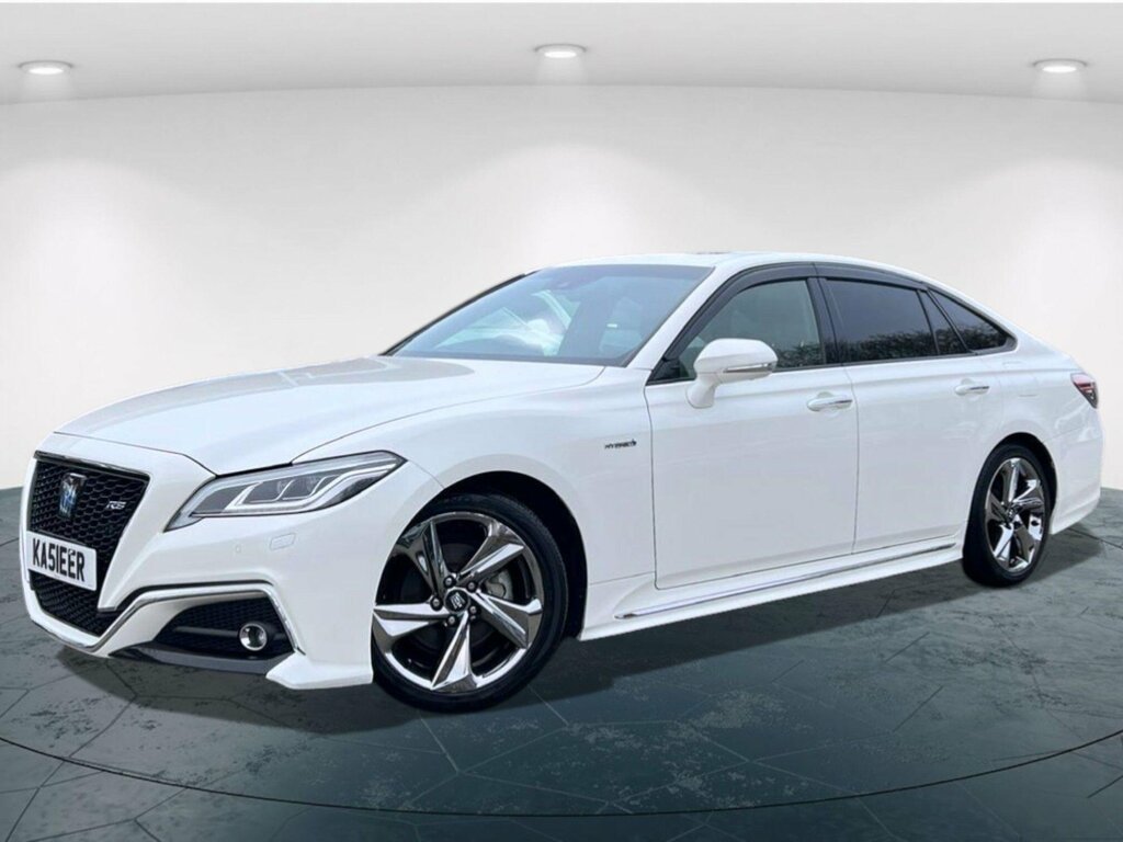 Toyota Crown Hybrid 2.5 White #7