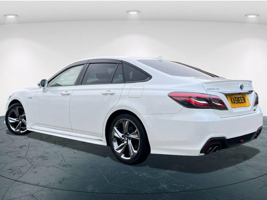 Toyota Crown Jmd 2.5 Hybrid White #5