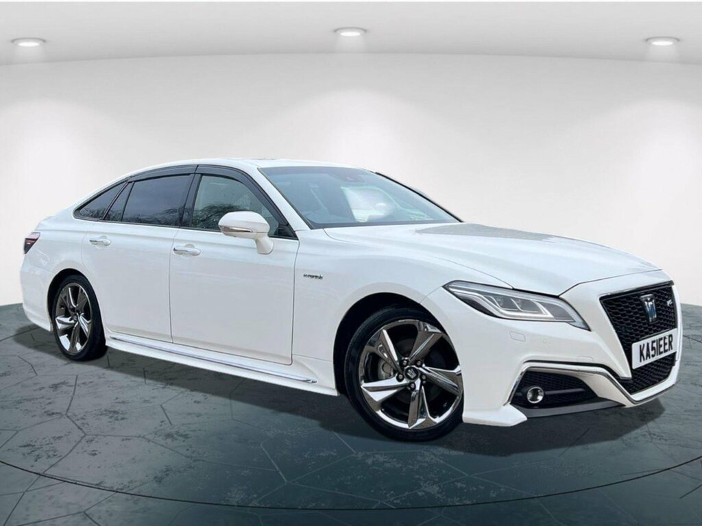 Toyota Crown Hybrid 2.5 White #9