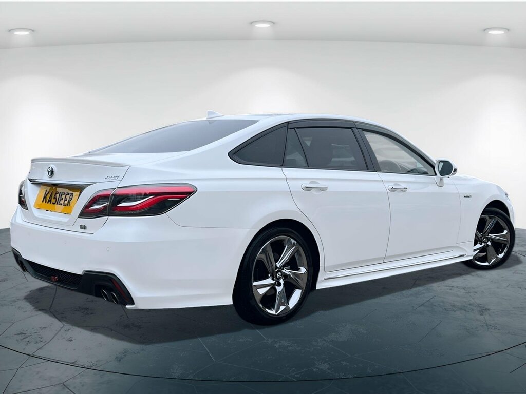 Toyota Crown Jmd 2.5 Hybrid White #3