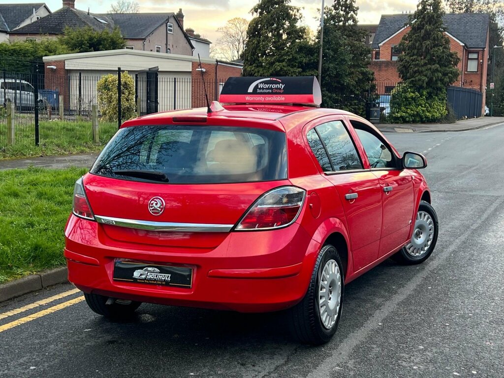 Vauxhall Astra 1.4I 16V Life YR59PKY Red #2