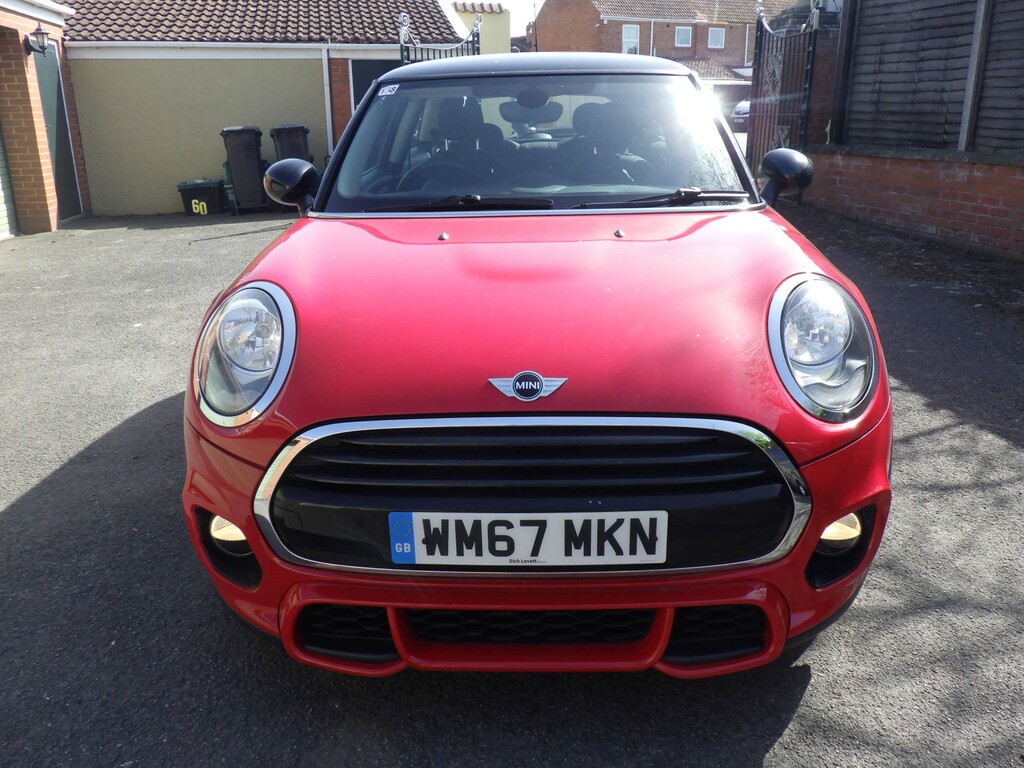 Mini Hatch Cooper 