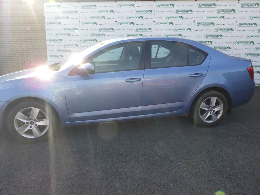 Skoda Octavia Se Tdi KN69VEP #3