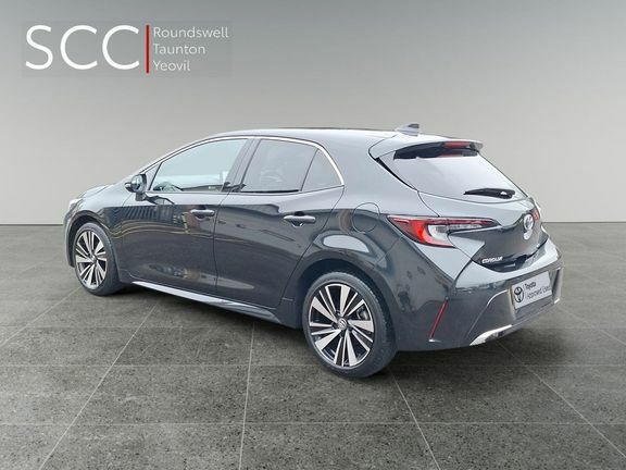 Toyota Corolla Design 1.8 Hb FL25XLY Black #4