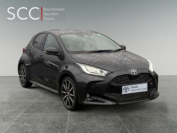 Toyota Yaris Gr Sport Black