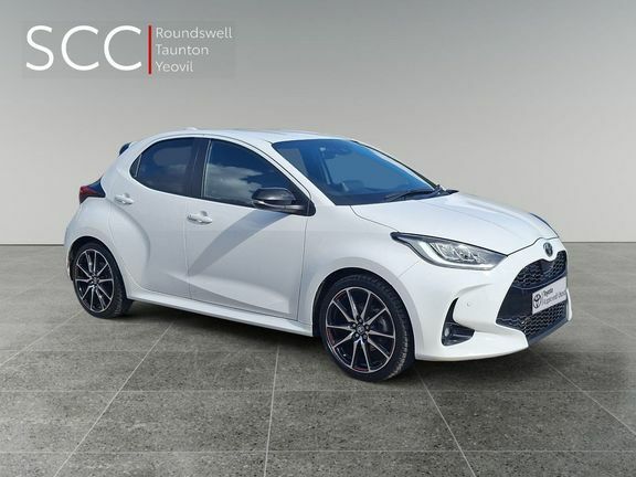 Toyota Yaris Gr Sport City White