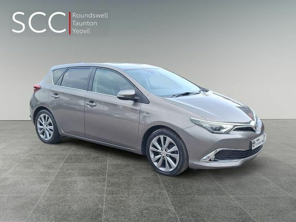 Toyota Auris Excel 1.8 Hybrid Brown
