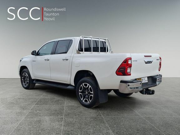 Toyota HILUX Invincible Dc 2.4 150 White #4