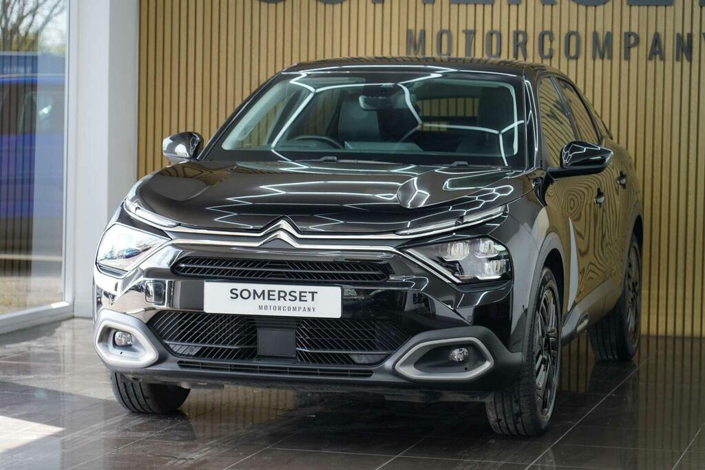 Citroen C4 Hatchback 1.2 Puretech Shine Euro 6 Ss 202 GV71OTH Black #5