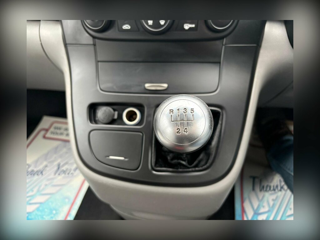 Kia Sedona Crdi Ls Silver #14
