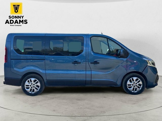 Renault Trafic 2.0 Dci Energy 28 Sport Nav Minibus Double Cab MT70BFL Blue #3