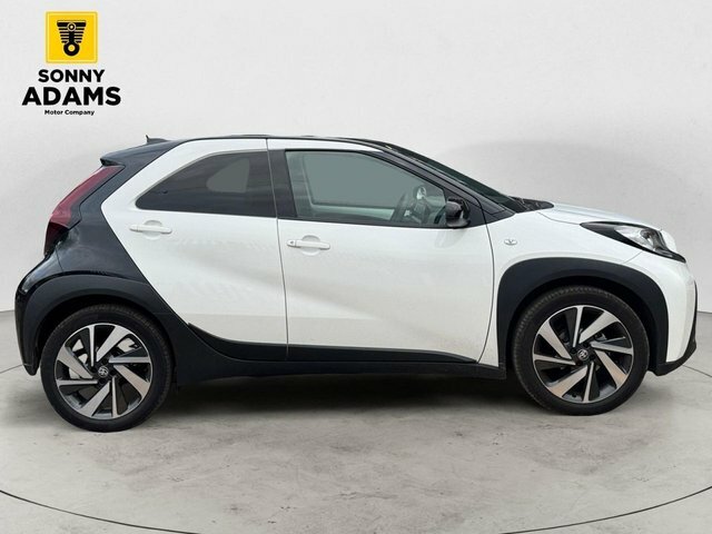 Toyota Aygo X 1.0 Vvt-i Edge Hatchback Euro 6 LS75COJ White #3