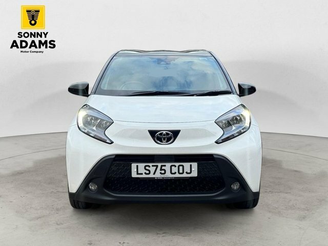 Toyota Aygo X 1.0 Vvt-i Edge Hatchback Euro 6 LS75COJ White #2