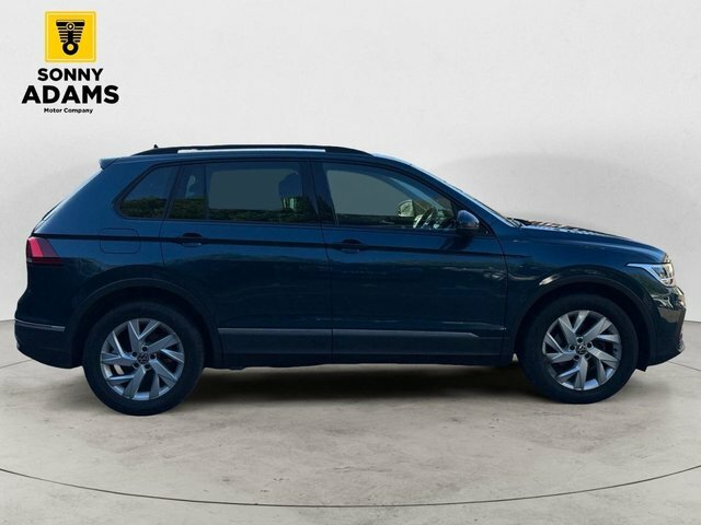 Volkswagen Tiguan 1.5 Tsi Life Suv Dsg Euro 6 S S 150 FP21BKV Blue #3