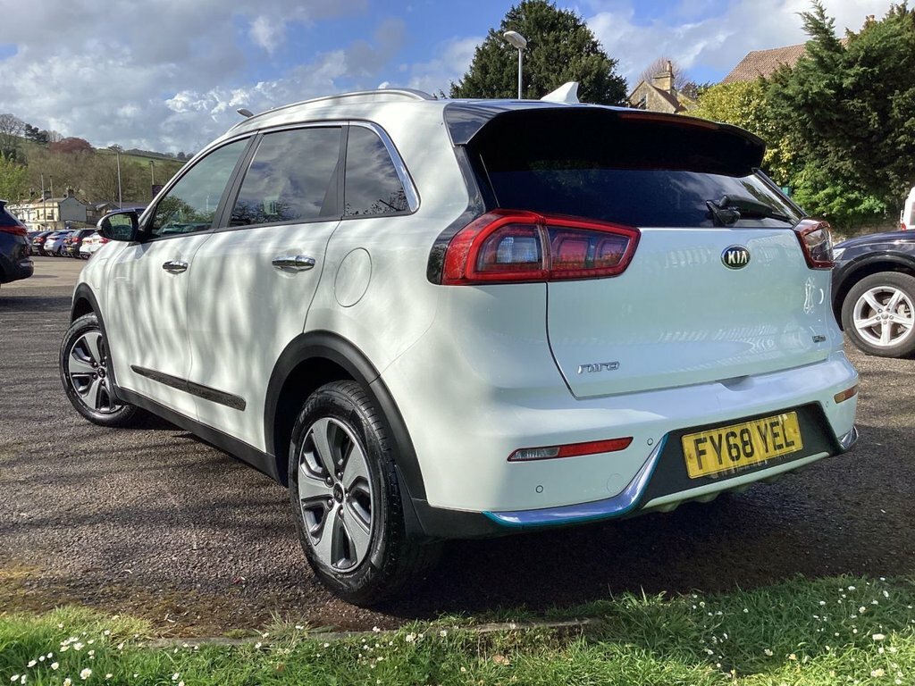 Kia Niro 1.6L 3 FY68YEL White #6