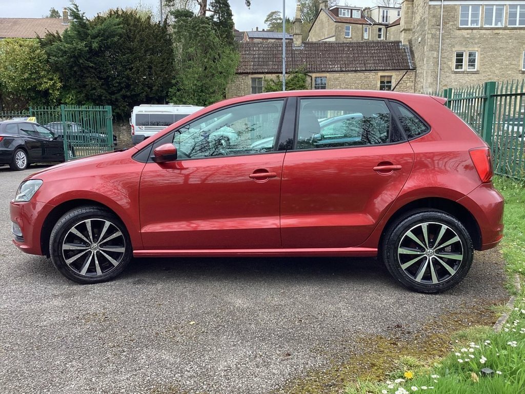 Volkswagen Polo 1L Se HT15WDO Red #5