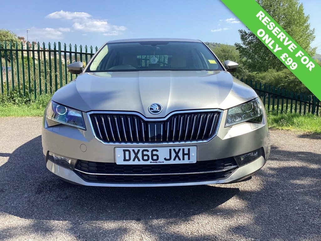 Skoda Superb 2L Se L Executive DX66JXH Beige #2