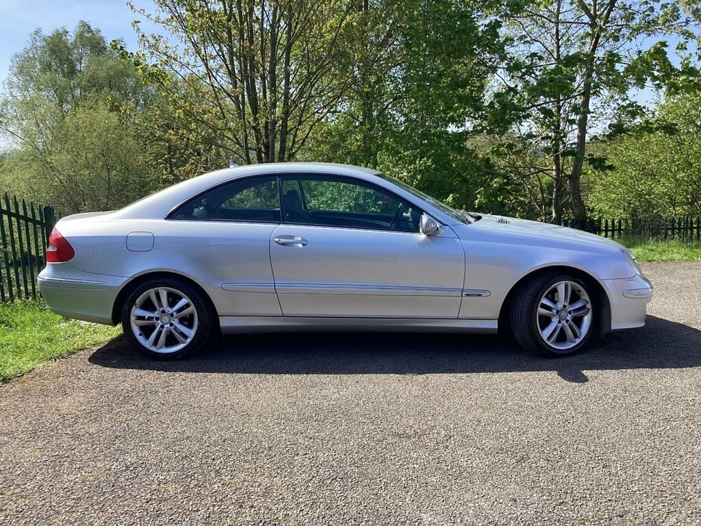 Mercedes-Benz CLK 2.1L Avantgarde Silver #3