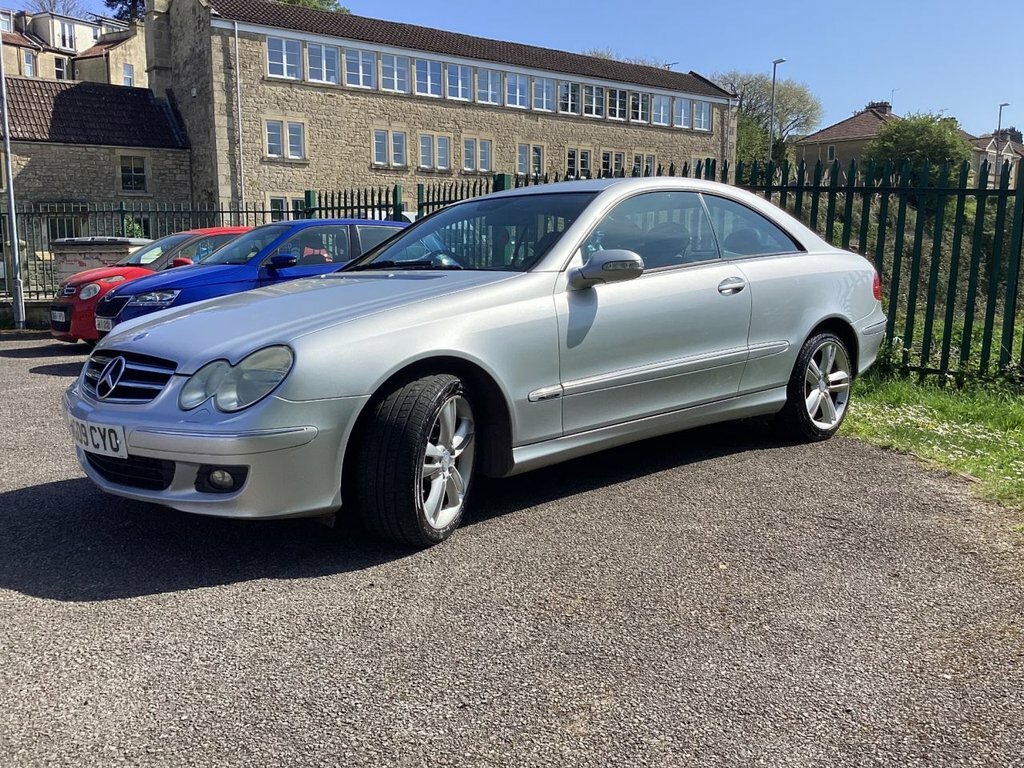 Mercedes-Benz CLK 2.1L Avantgarde Silver #4