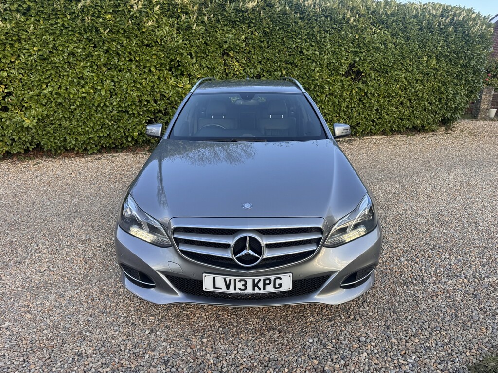 Mercedes-Benz E Class Estate 2.1 E220 Cdi Se 201313 LV13KPG Silver #4
