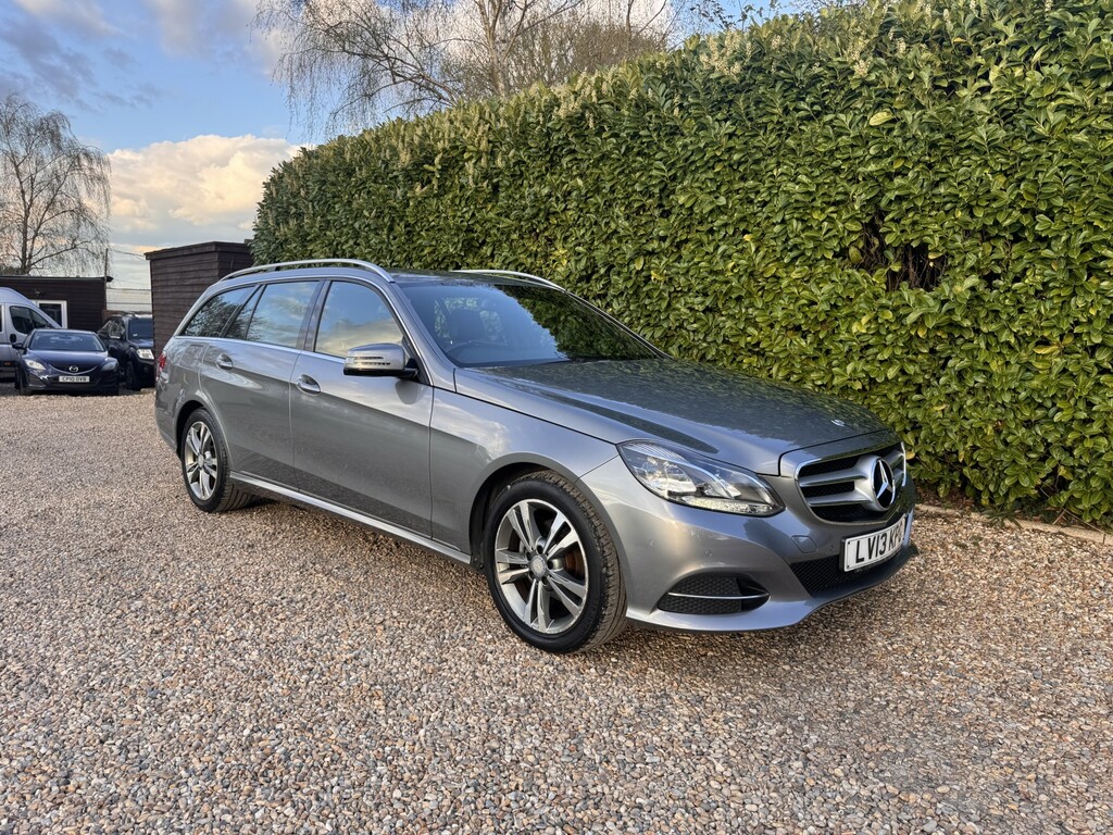 Mercedes-Benz E Class Estate 2.1 E220 Cdi Se 201313 LV13KPG Silver #2