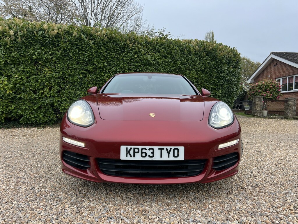 Porsche Panamera Hatchback 3.0 D V6 201363 KP63TYO Red #4