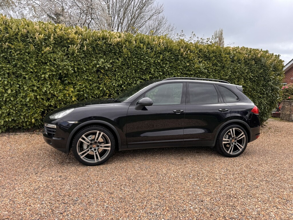 Porsche Cayenne Suv 3.0 H V6 S 201313 LG13ZWH Black #3