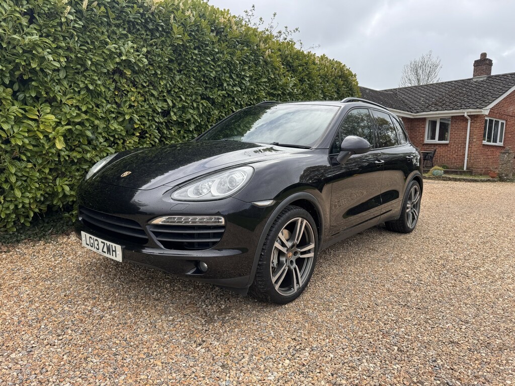 Porsche Cayenne Suv 3.0 H V6 S 201313 LG13ZWH Black #2