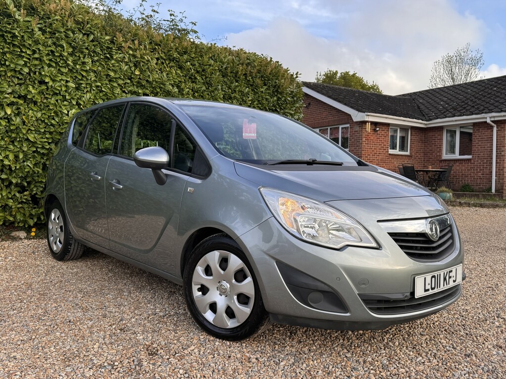 Vauxhall Meriva Mpv 1.7 Cdti Exclusiv 201111 Silver