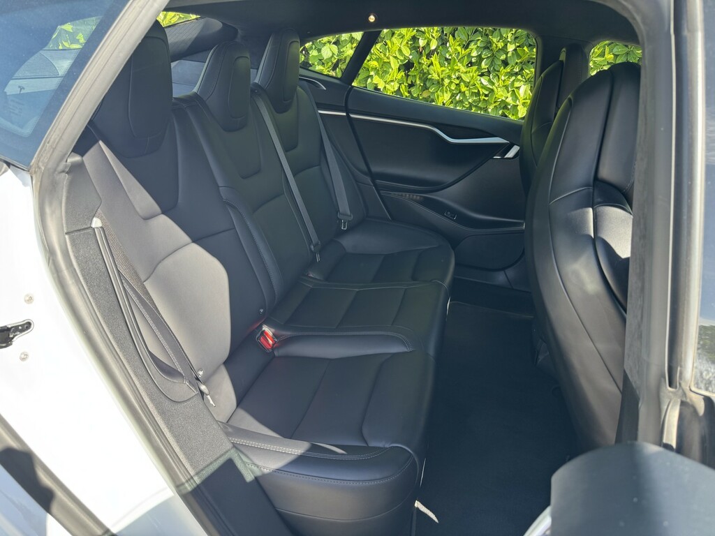 Tesla Model S 2017 75D Dual Motor Hatchback Black #54