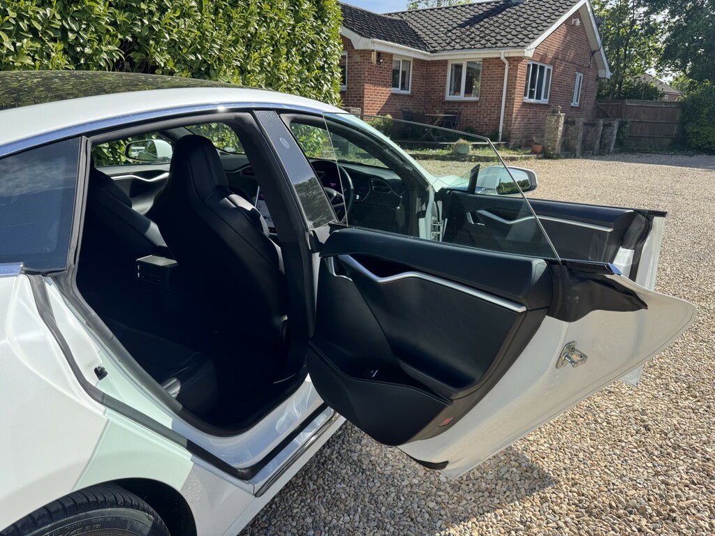 Tesla Model S 2017 75D Dual Motor Hatchback Black #53