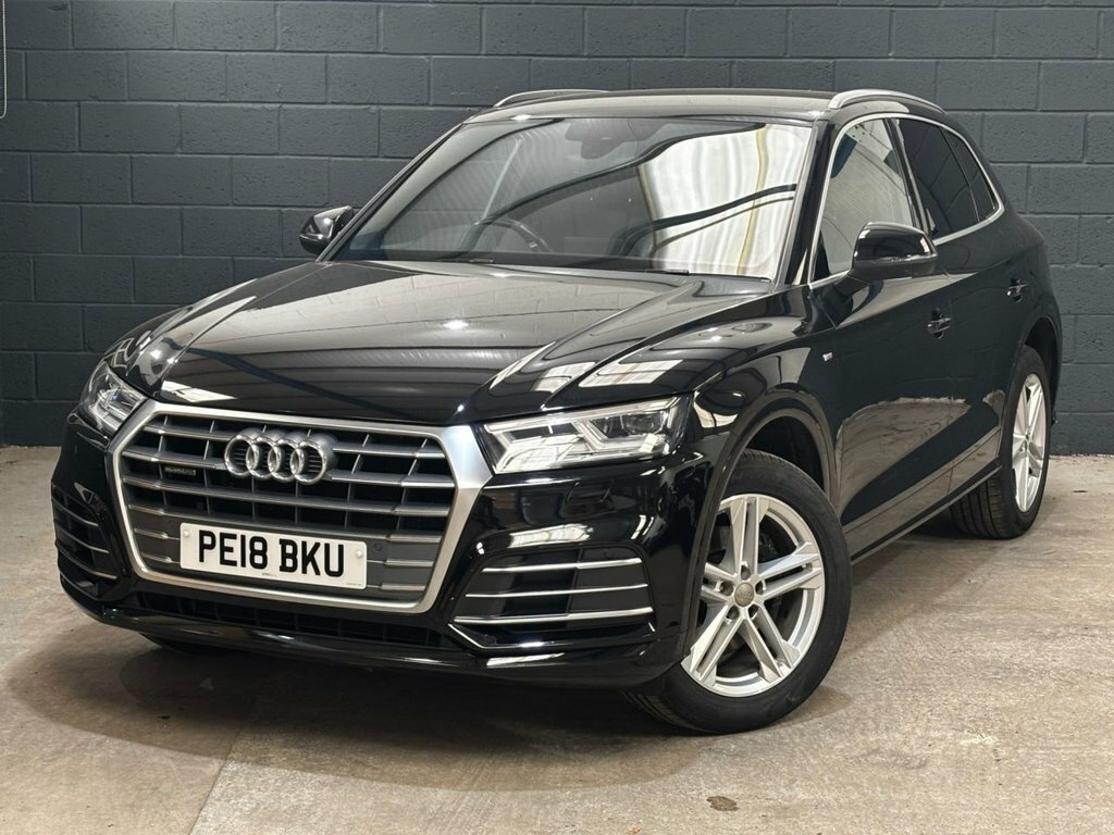 Audi Q5 2L S Line PE18BKU Black #4