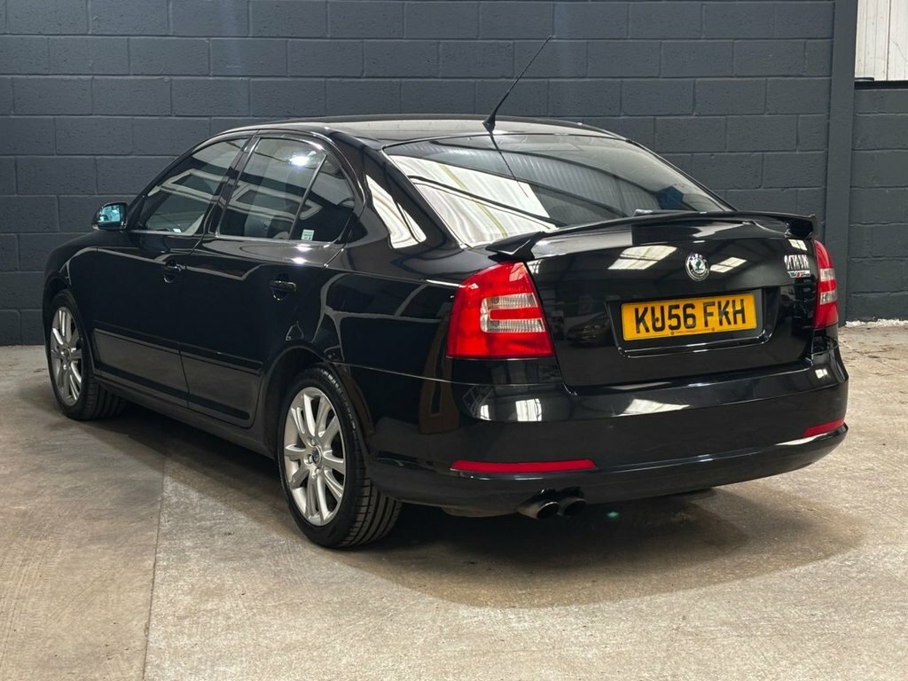Skoda Octavia 1.9 Tdi Ambiente Euro 4 Red #8