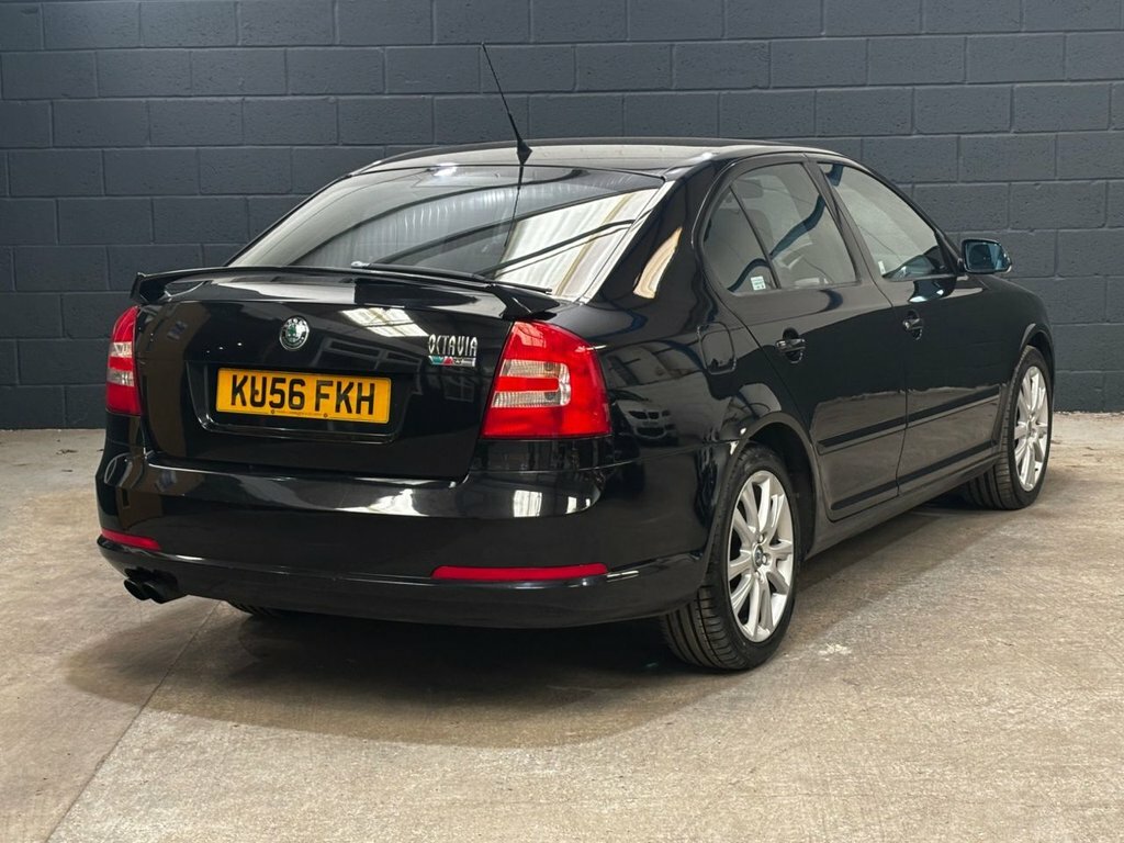 Skoda Octavia 1.9 Tdi Ambiente Euro 4 Red #10