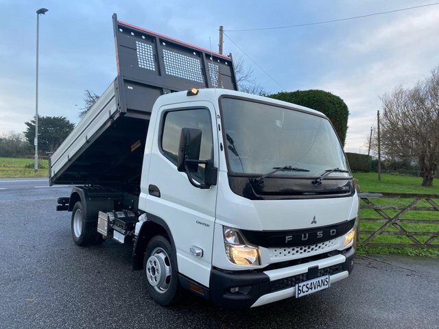 Mitsubishi Fuso Canter 3C13 2500Mm Wheelbase Tipper 3.0Td 130 Bhp Warra White