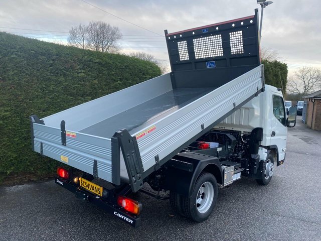Mitsubishi Fuso Canter 3C13 2500Mm Wheelbase Tipper 3.0Td 130 Bhp Warra White #6