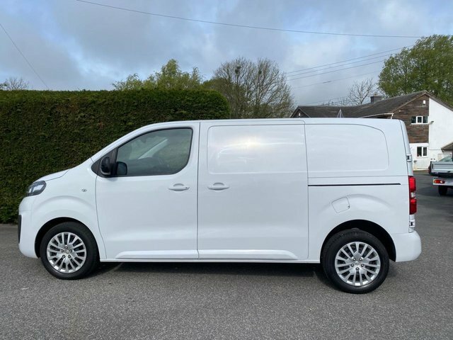 Vauxhall Vivaro 2900 Prime L1 1.5Td 100Ps DT23VEF White #4