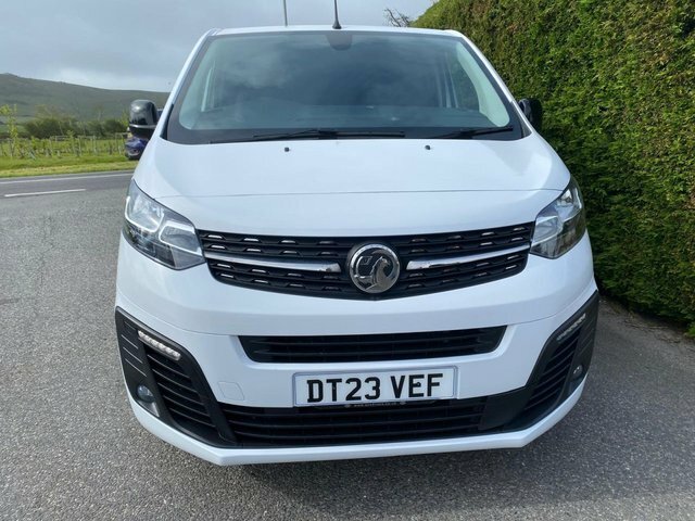 Vauxhall Vivaro 2900 Prime L1 1.5Td 100Ps DT23VEF White #2