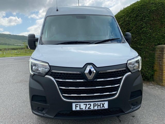 Renault Master Mm35 Business Mwb Medium High 2.0 Dci 135Ps FL72PHX White #2