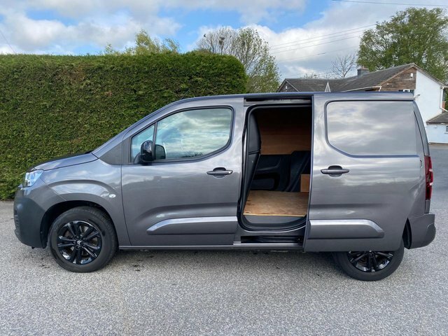 Citroen Berlingo Driver Edition M 1.5 Blue Hdi 100Ps CN23DCF Grey #5