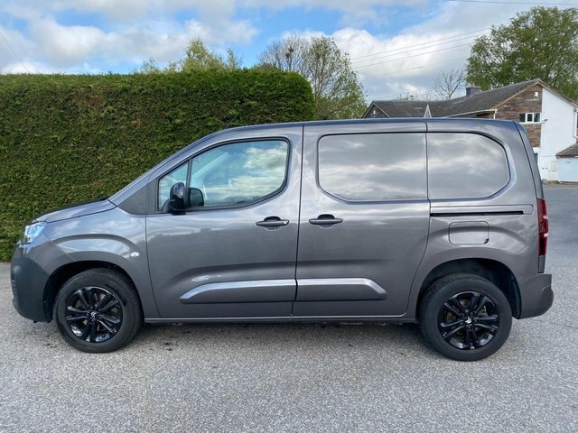 Citroen Berlingo Driver Edition M 1.5 Blue Hdi 100Ps CN23DCF Grey #4