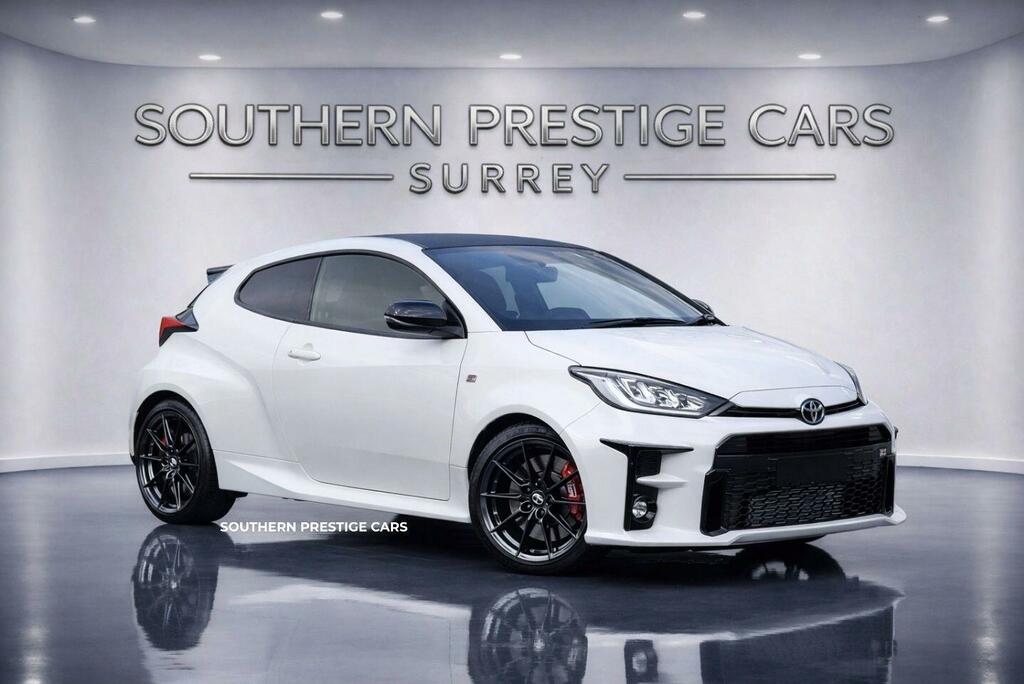 Toyota Yaris 1.6T Gr Circuit Awd Euro 6 White