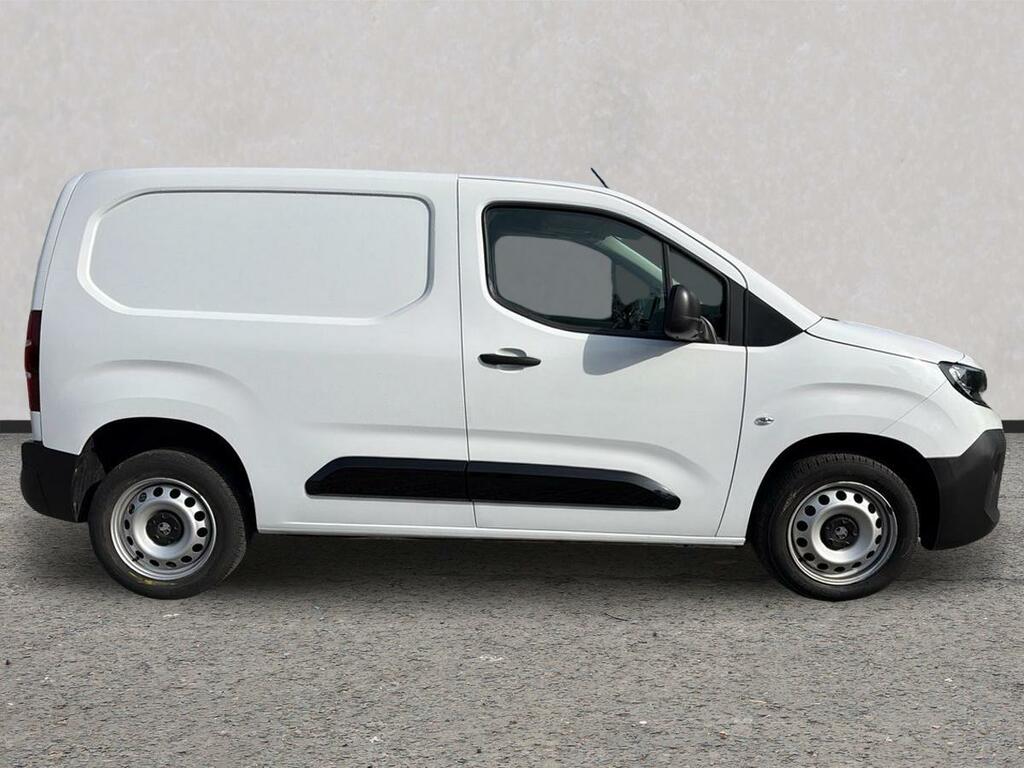 Vauxhall Combo Combo M Cargo 1.5 Turbo D 100Ps Prime H1 DS24UBX White #4