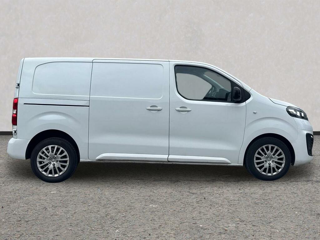 Vauxhall Vivaro L1 2900 1.5D 100Ps Pro H1 DV73ORP White #4